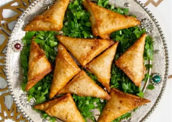 Iqbal Samosa – A Crispy Legend of Kot Addu